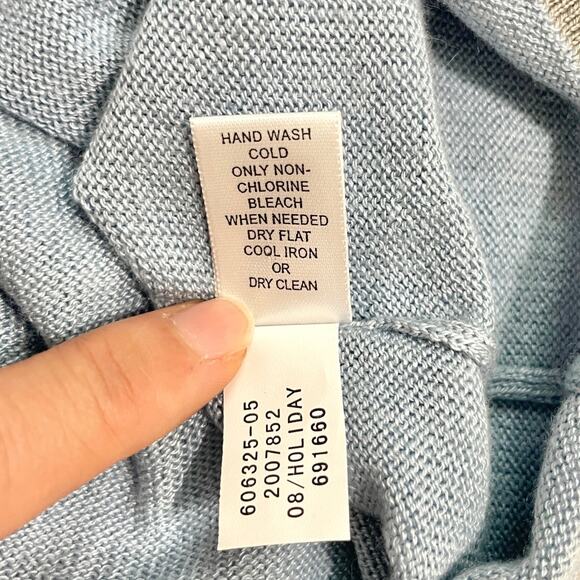 VTG Banana Republic Mens Silk Cashmere Blend Sweater M Blue V-Neck Preppy - Picture 12 of 12